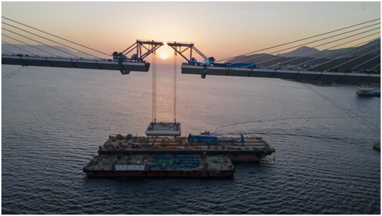 合龍段吊裝 合龍段吊裝